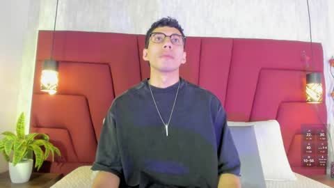 Milo online show from 04/11/26, 11:36