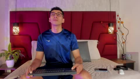 Milo online show from 04/16/26, 12:06