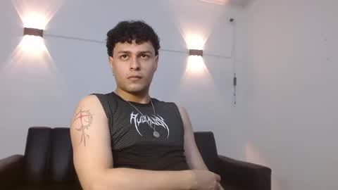 Snapshot of philip_jons chatting on 02/19/26, 10:39 Philip online show from 02/19/26, 10:39