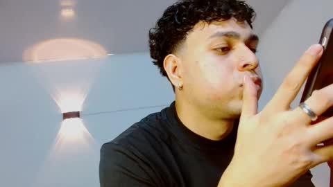 Snapshot of philip_jons chatting on 02/22/26, 10:19 Philip online show from 02/22/26, 10:19