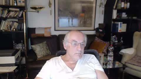 Philippe online show from 02/10/25, 10:51