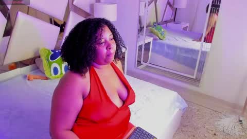 phyllisdunbar online show from 04/15/26, 07:32