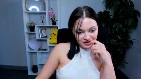 Lora black  and Lili blonde welcome you here online show from 10/08/25, 10:02