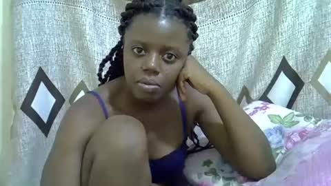 josphine online show from 12/03/25, 12:14