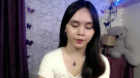 Snapshot of pia_intownx chatting on 04/19/26, 06:10 Ms Pia online show from 04/19/26, 06:10