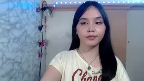Snapshot of pia_intownx chatting on 04/21/26, 02:51 Ms Pia online show from 04/21/26, 02:51