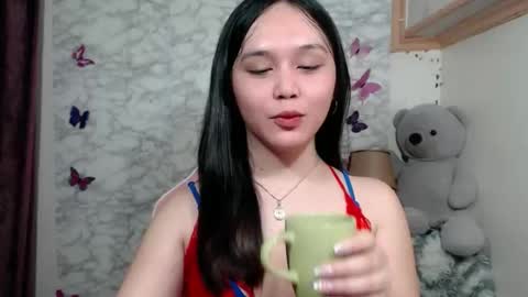 Snapshot of pia_intownx chatting on 05/28/26, 04:54 Ms Pia online show from 05/28/26, 04:54