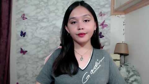 Snapshot of pia_intownx chatting on 06/02/26, 06:32 Ms Pia online show from 06/02/26, 06:32