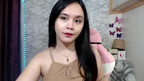 Snapshot of pia_intownx chatting on 07/15/26, 01:22 Ms Pia online show from 07/15/26, 01:22