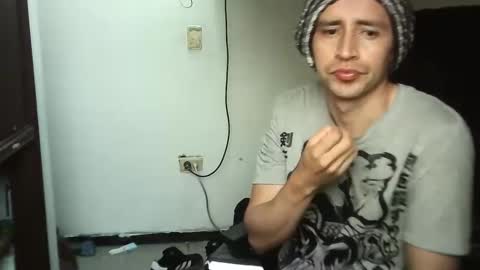 picaachu online show from 03/03/25, 02:37