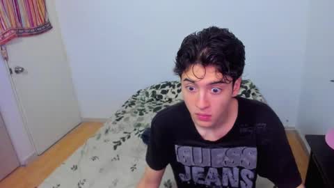 picaszomilos350 online show from 03/03/26, 06:41