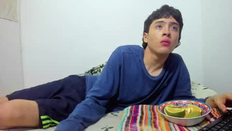 picaszomilos350 online show from 04/03/26, 07:28