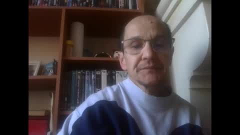 Snapshot of pichoun71 chatting on 03/01/25, 07:19 pichoun71 online show from 03/01/25, 07:19