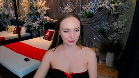 Emelie online show from 01/30/25, 12:39