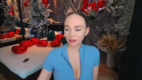 Emelie online show from 02/21/25, 11:10