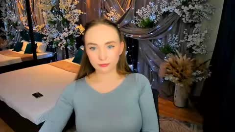 Emelie online show from 03/09/25, 01:26