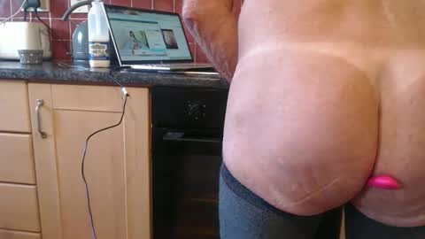 piercedcock069 online show from 10/05/25, 08:23