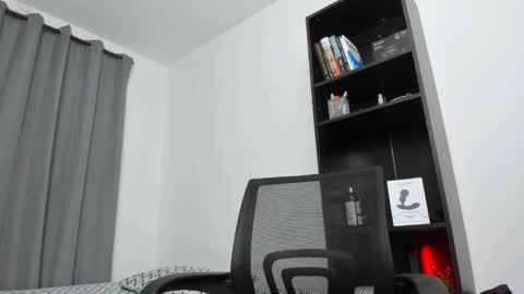 Pierre online show from 01/30/25, 02:49