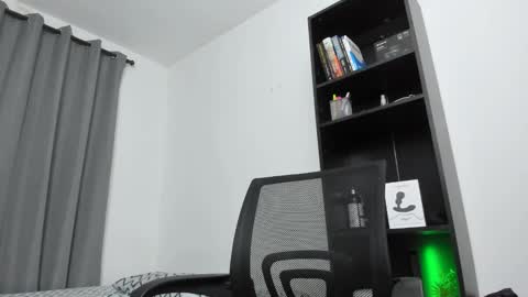 Pierre online show from 01/31/25, 11:03