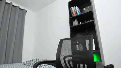 Pierre online show from 02/02/25, 12:51