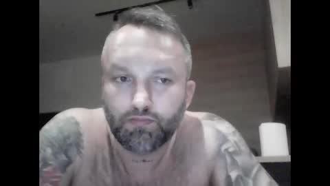 piesciarz13 online show from 12/21/25, 01:46