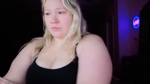 Piggy Rose online show from 03/10/26, 12:26