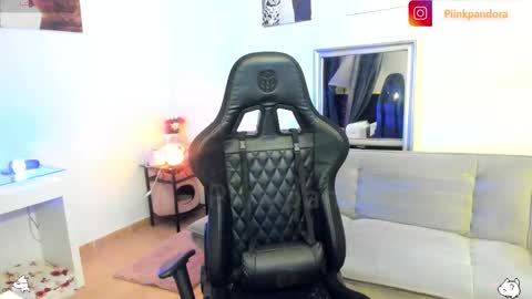 Snapshot of piinkpandora chatting on 02/10/26, 09:41 PiinkPandora online show from 02/10/26, 09:41