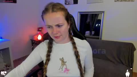 Snapshot of piinkpandora chatting on 02/15/26, 12:18 PiinkPandora online show from 02/15/26, 12:18