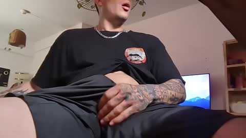 pijagruesa8 online show from 09/19/25, 12:56