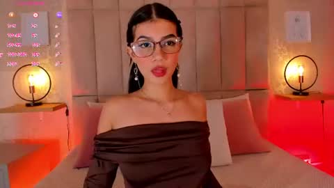 Snapshot of pikayle chatting on 07/14/26, 12:24 PIKAYLE online show from 07/14/26, 12:24