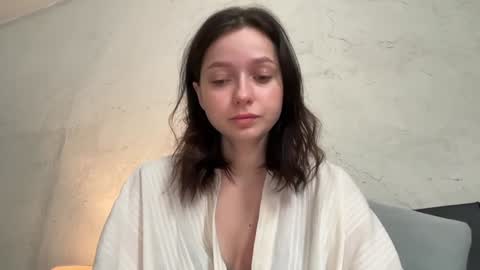 Trisha     online show from 01/16/25, 05:21