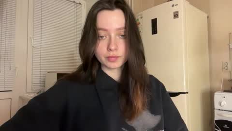 Trisha     online show from 09/22/25, 03:03