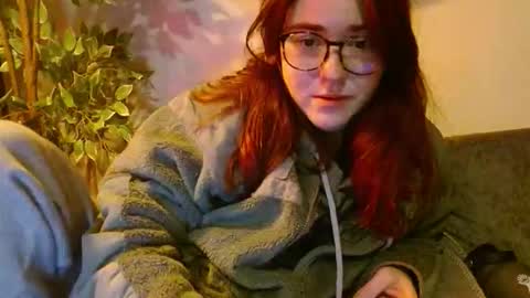 PilloGoddess online show from 11/07/25, 08:36