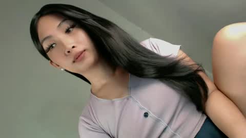 Snapshot of pillow_whispers chatting on 06/14/26, 01:57 jane online show from 06/14/26, 01:57