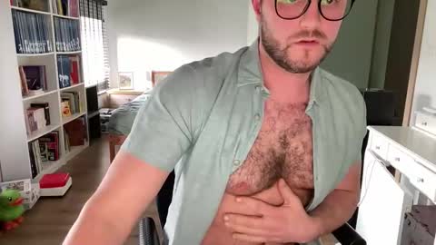 pilou online show from 01/19/26, 12:31