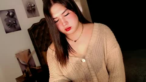 Snapshot of pinay_ivy chatting on 06/12/26, 02:43 Ivy Morningstar online show from 06/12/26, 02:43