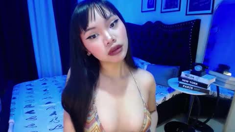 Snapshot of pinay_slutx chatting on 02/02/26, 05:06 dee online show from 02/02/26, 05:06