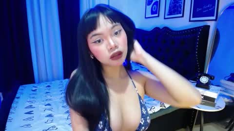 Snapshot of pinay_slutx chatting on 02/26/26, 09:36 dee online show from 02/26/26, 09:36