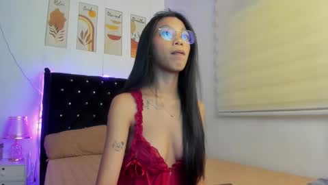 Snapshot of pinay_xpress chatting on 09/30/25, 08:41 TINA online show from 09/30/25, 08:41