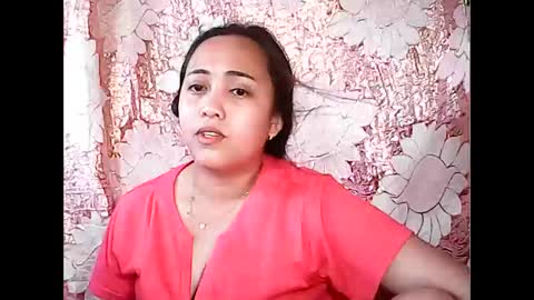 Snapshot of pinayexoticbeauty21 chatting on 10/20/25, 08:15 pinayexoticbeauty21 online show from 10/20/25, 08:15