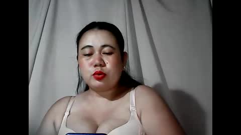 Snapshot of pinaymama12345 chatting on 05/24/26, 10:04 pinaymama12345 online show from 05/24/26, 10:04