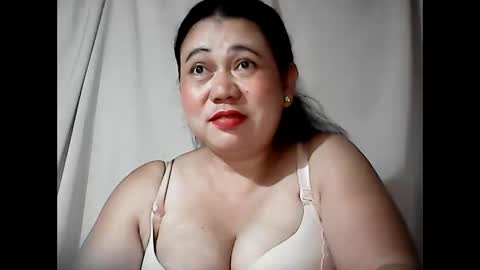 Snapshot of pinaymama12345 chatting on 05/27/26, 10:29 pinaymama12345 online show from 05/27/26, 10:29