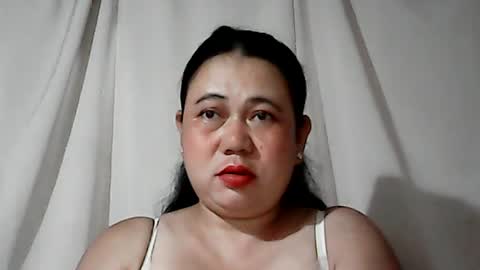 Snapshot of pinaymama12345 chatting on 06/12/26, 10:19 pinaymama12345 online show from 06/12/26, 10:19