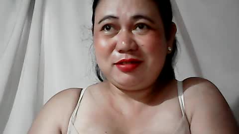 Snapshot of pinaymama12345 chatting on 07/27/26, 11:34 pinaymama12345 online show from 07/27/26, 11:34