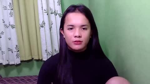 pinaymorena_rhowe online show from 12/06/24, 07:43