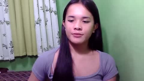 pinaymorena_rhowe online show from 12/08/24, 01:36
