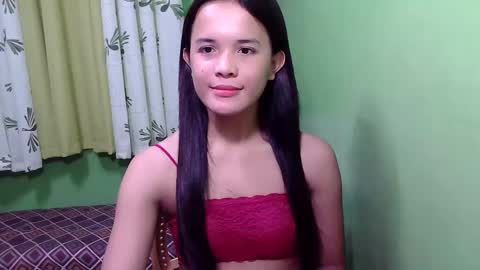 pinaymorena_rhowe online show from 12/26/24, 03:27