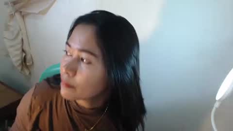 Snapshot of pinaysunday chatting on 01/05/25, 03:00 pinaysunday online show from 01/05/25, 03:00