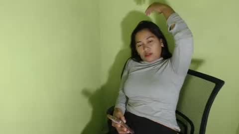 Snapshot of pinaysunday chatting on 02/03/25, 10:47 pinaysunday online show from 02/03/25, 10:47