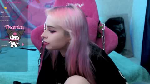 Snapshot of pineapple_dope chatting on 12/15/24, 11:20 Nancy online show from 12/15/24, 11:20